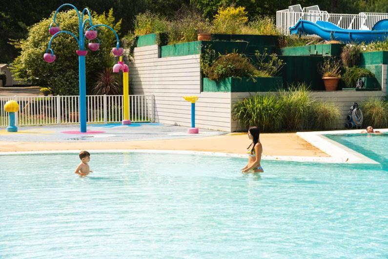 Camping Officiel Siblu Les Pierres Couchees Saint-Brévin-les-Pins Exteriör bild