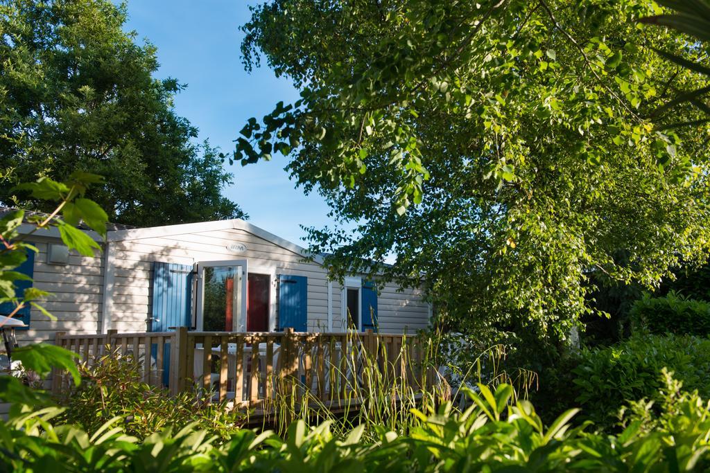 Camping Officiel Siblu Les Pierres Couchees Saint-Brévin-les-Pins Exteriör bild