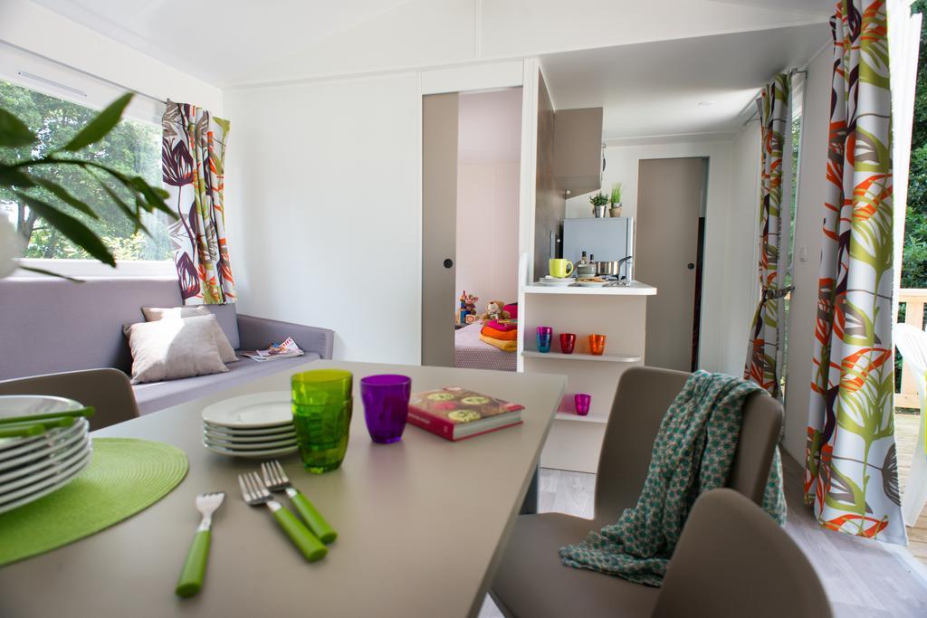 Camping Officiel Siblu Les Pierres Couchees Saint-Brévin-les-Pins Rum bild